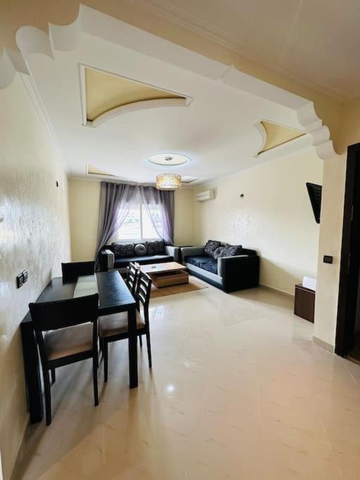 Apartamento Vacacional Achakar Playa&Piscina! طنجة المظهر الخارجي الصورة