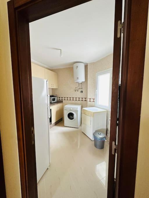 Apartamento Vacacional Achakar Playa&Piscina! طنجة المظهر الخارجي الصورة